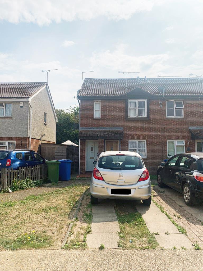 Lot: 162 - FLAT FOR INVESTMENT -